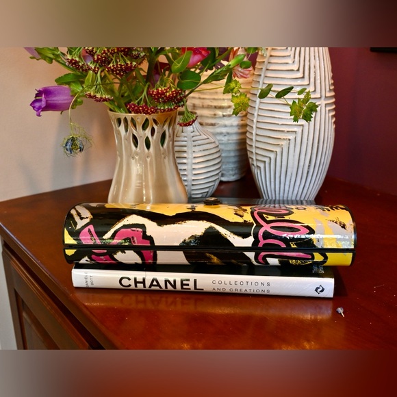 Patricia Field Clutch/Crossbody - Picture 4 of 9